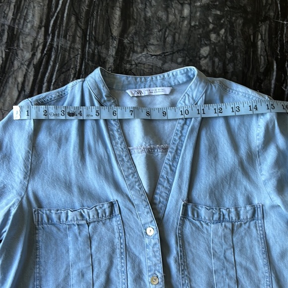 Zara denim dress 🧊. Size XS - Picture 5 of 8